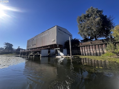 700 Park Ave unit 703,625, Lakeside, OR 97449 - photo 3