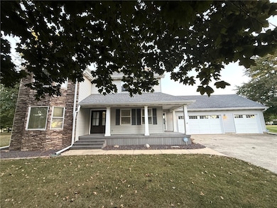 13 Greenbriar Dr, Mattoon, IL 61938 - photo 3