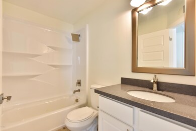 2308 N 28th Place unit 4, Phoenix, AZ 85008 - photo 7