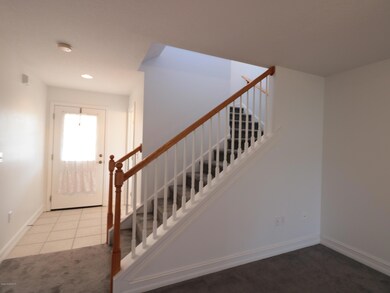 Foyer/Staircase