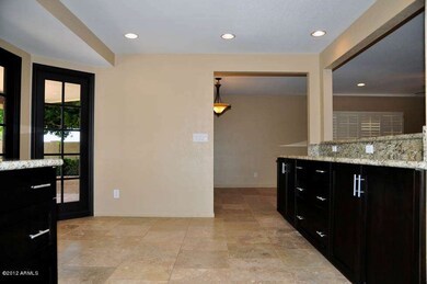 Eat-in-Kitchen