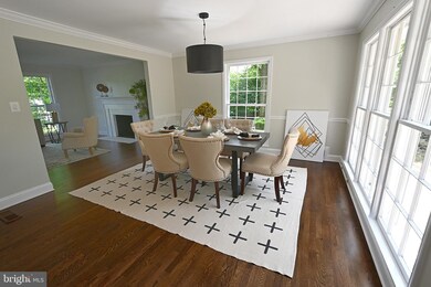 912 Rail Ct, McLean, VA 22102 - photo 4