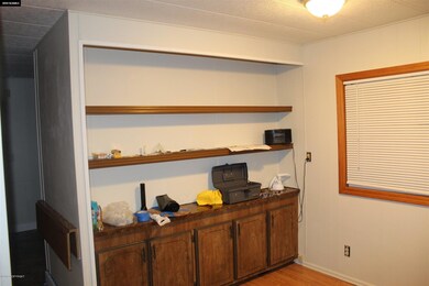Built in Shelving