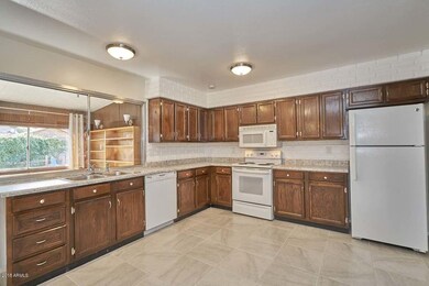 Kitchen2