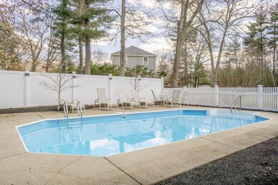 1 Castle Rd, Medway, MA 02053 - photo 4