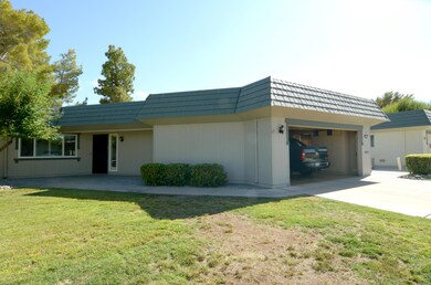 10419 W Pineaire Dr, Sun City, AZ 85351 - photo 2