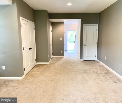 7202 Winding Hills Dr, Hanover, MD 21076 - photo 5