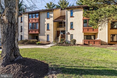 9627 Whiteacre Rd, Columbia, MD 21045 - photo 3