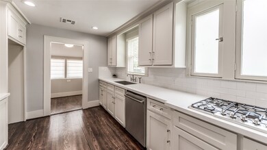 1725 Blount St, Houston, TX 77008 - photo 6