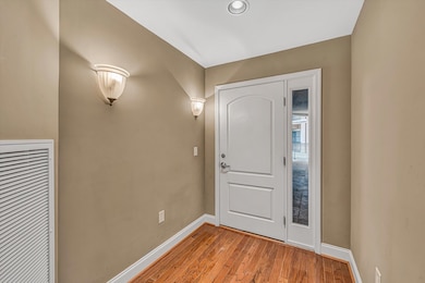 100 Bridgewater Pointe Place #201 (6)