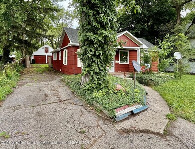 334 W Holmes Rd, Lansing, MI 48910 - photo 2