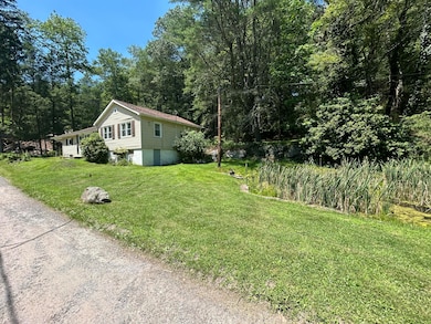 70 Indian Run Rd, Weatherly, PA 18255 - photo 4