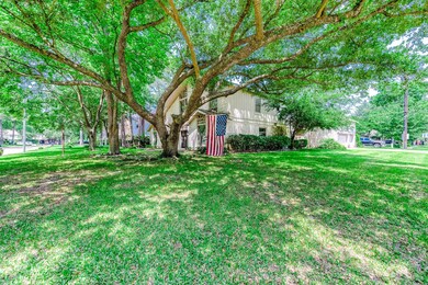 14102 Saddlebend Dr, Houston, TX 77070 - photo 4
