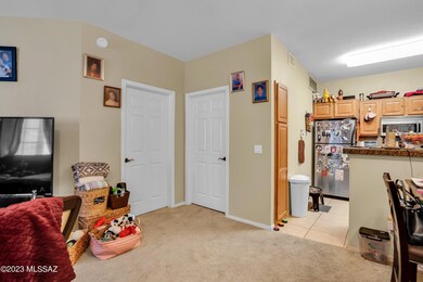 06-Living Area