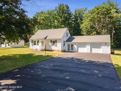 2-web-or-mls-17HarlauDr_02