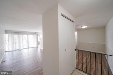 454 Girard St unit 103, Gaithersburg, MD 20877 - photo 6