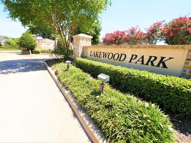 15915 Collinsville Dr, Tomball, TX 77377 - photo 5