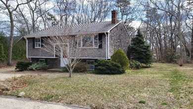 69 Bernard Cir, Vineyard Haven, MA 02568 - photo 4