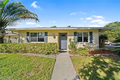 50 Glades Blvd unit 1, Naples, FL 34112 - photo 3