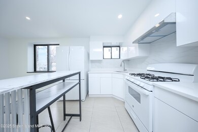 Bay Royal Towers, Brooklyn, NY 11220 - photo 7