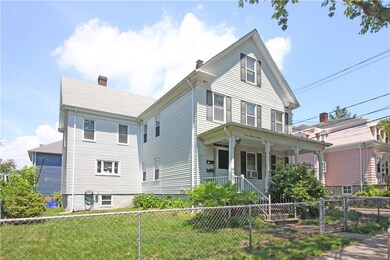 107 Franklin St unit 2, Bristol, RI 02809 - photo 2