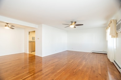 551 Carlysle Dr unit 2, Clarendon Hills, IL 60514 - photo 7