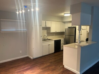 936 Heights Blvd unit 1, Houston, TX 77008 - photo 2