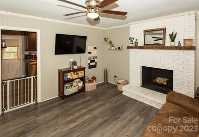 407 Spring St SW, Concord, NC 28025 - photo 4