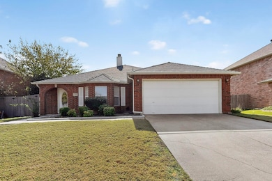 328 Cortland Cir, Roanoke, TX 76262 - photo 2