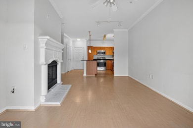 12905 Centre Park Cir unit 114, Herndon, VA 20171 - photo 3