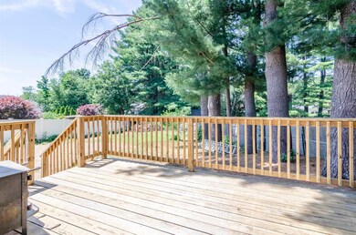 9 1/2 Wellman Ave, Nashua, NH 03064 - photo 3