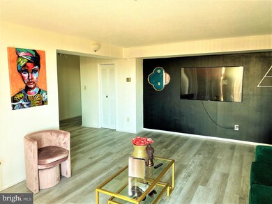 Presidential Towers unit 618, Adelphi, MD 20783 - photo 2