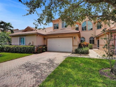 5127 Madison Lakes Cir E, Davie, FL 33328 - photo 2