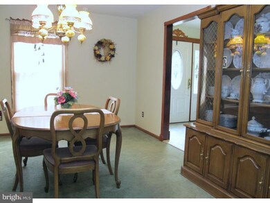 629 Chapel Rd, Cinnaminson, NJ 08077 - photo 5