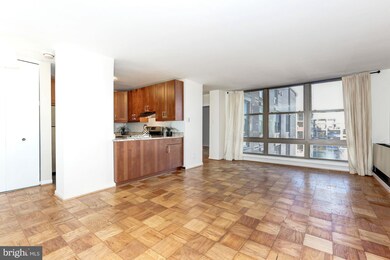 The Newport unit 909, Washington, DC 20036 - photo 2