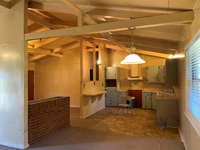 3205 Leopard Dr, Texarkana, TX 75501 - photo 2