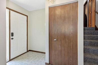 2-Foyer