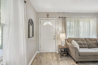 5828 Cedar Oaks Dr, Jacksonville, FL 32210 - photo 7