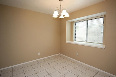 3873 Pecan Cir, La Porte, TX 77571 - photo 4