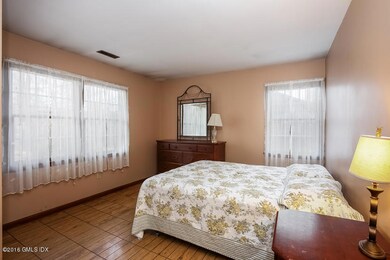 40 Caroline Place, Greenwich, CT 06831 - photo 5