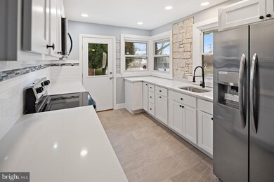 2401 Springview Rd, Norristown, PA 19401 - photo 4