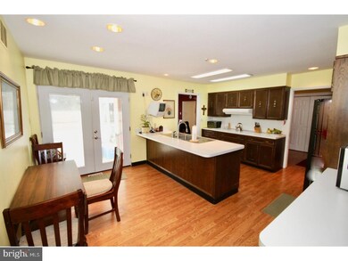 523 Hunter St, Woodbury, NJ 08096 - photo 7