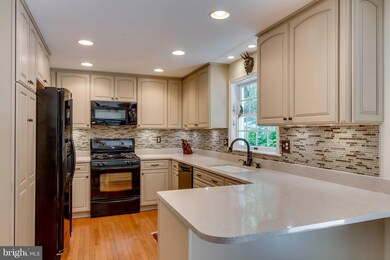 12012 Yellowbell Ln, Columbia, MD 21044 - photo 7