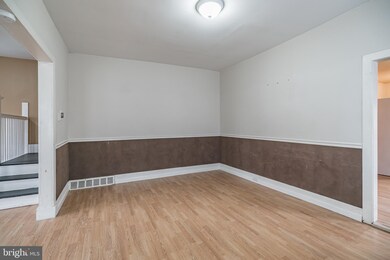 14 Hilltown Pike, Line Lexington, PA 18932 - photo 5