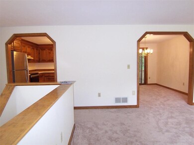 15 Rutherford St, MerriMacK, NH 03054 - photo 4