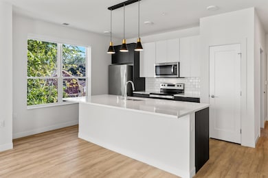 Theater Terrace Apartments, Kenosha, WI 53140 - photo 2