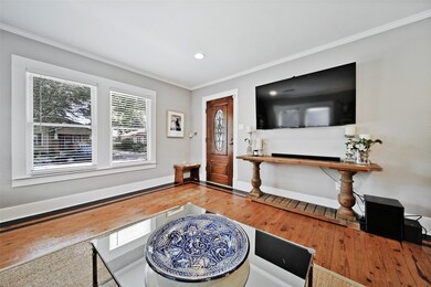 1120 W Gardner St, Houston, TX 77009 - photo 5