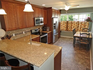 1107 Lenape Ln, Conshohocken, PA 19428 - photo 6