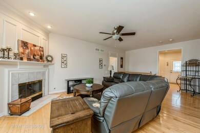4180 Whitehall Ln unit 4180, Algonquin, IL 60102 - photo 5