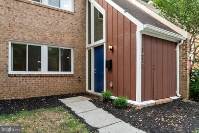 1476 Greenmont Ct, Reston, VA 20190 - photo 4
